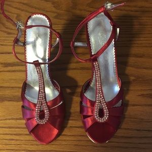 Women’s wedge sandals with crystals